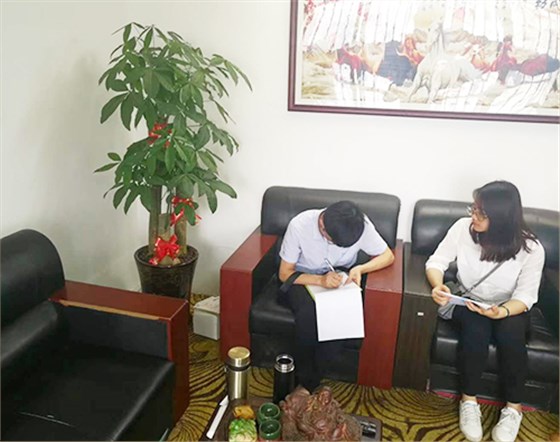 迦密山精英團(tuán)隊服務(wù)客戶現(xiàn)場